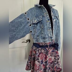 Vintage/Y2K Acid Wash Denim Jacket + FREE Retro Skirt | XS–S